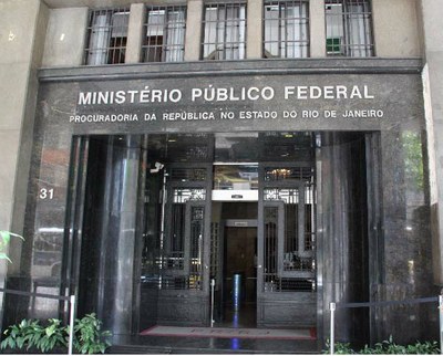 MPF vai requisitar imagens de câmeras da casa e da rua de Paulo Marinho