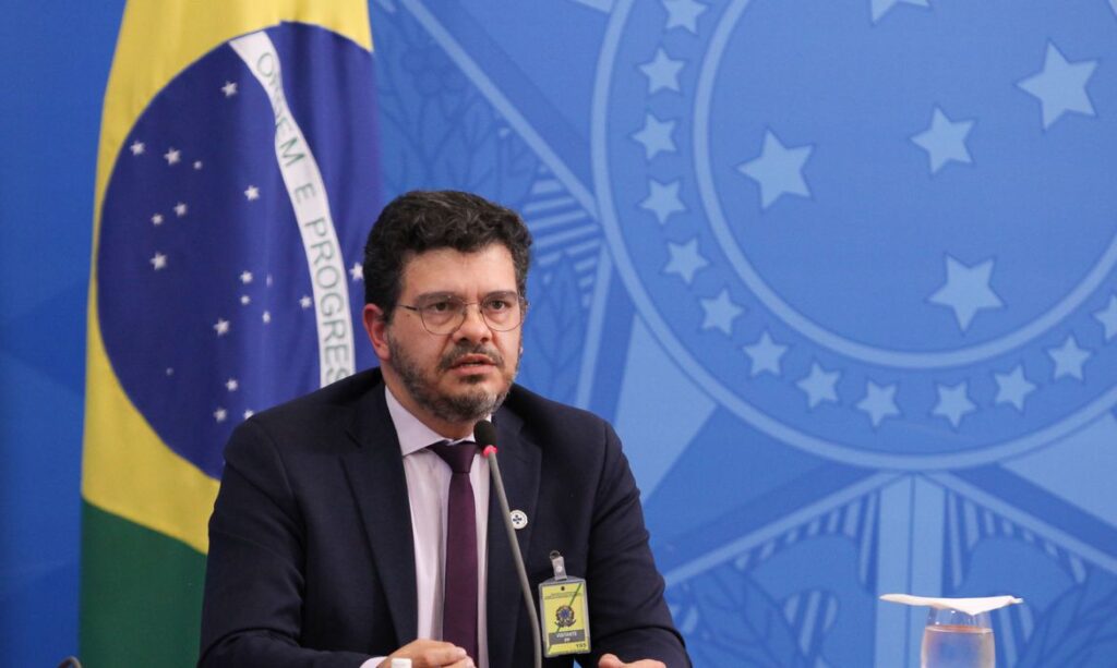 Mais de 31 mil profissionais da saúde contraíram covid 19 no Brasil