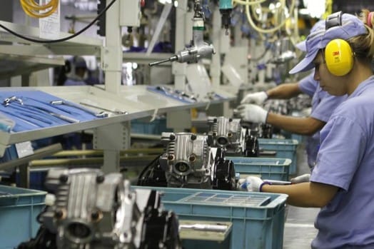 Mercado financeiro prevê queda de 411 na economia este ano