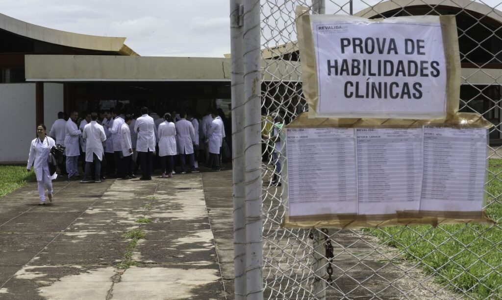 Novo edital do Revalida será publicado em julho, diz MEC 1 Novo edital do Revalida será publicado em julho diz MEC