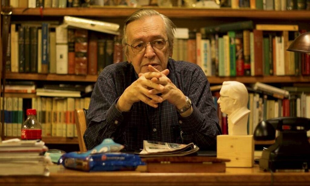 Olavo de Carvalho pede pena de morte para Alexandre de Moraes Comunista