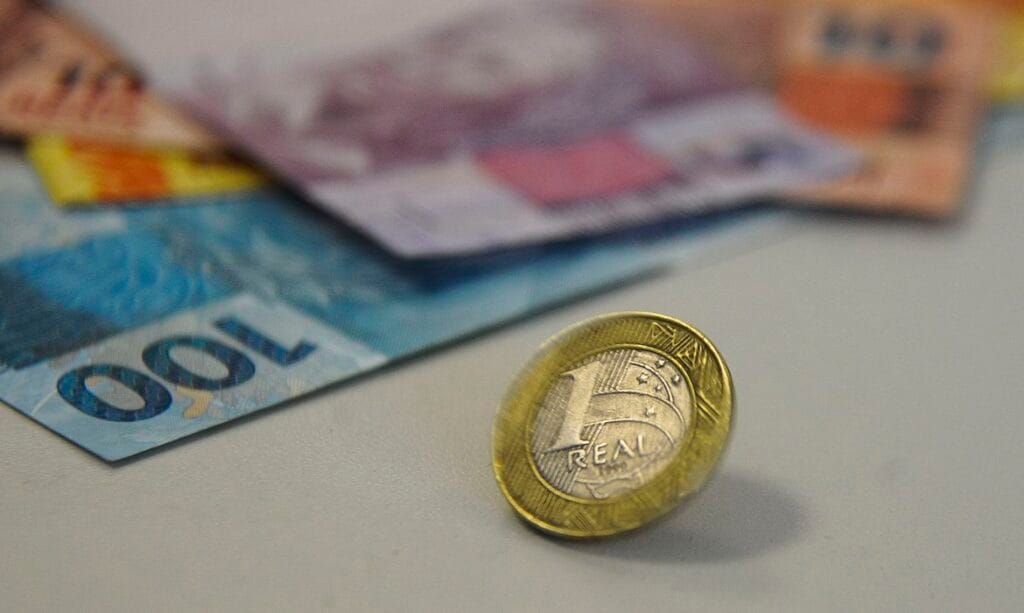 Pandemia pode comprometer mais de R500 bi do consumo dos brasileiros