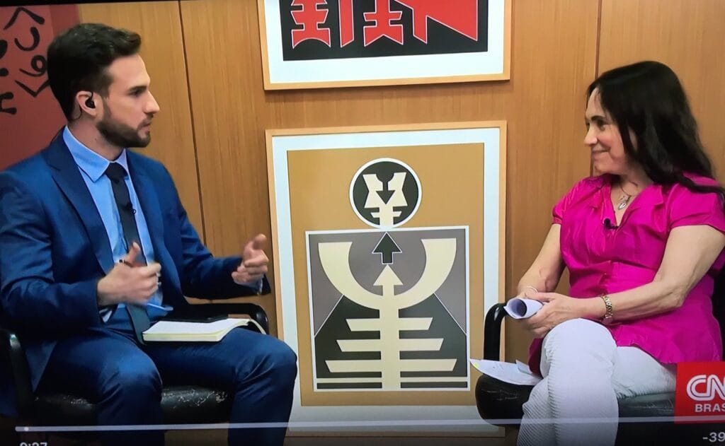Regina Duarte minimiza ditadura e interrompe entrevista à CNN veja