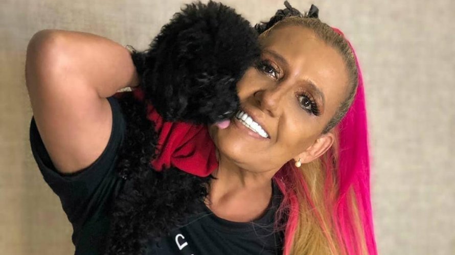 Rita Cadilac revela o que fez com R 600 do auxílio emergencial e fala de críticas recebidas na web