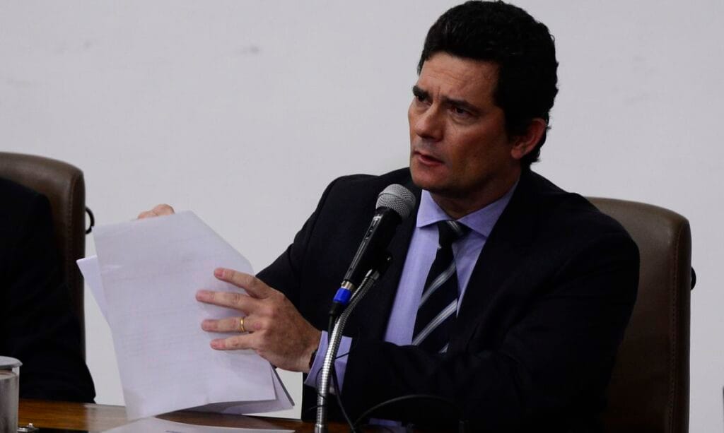 STF autoriza Moro e PGR a verem vídeo de reunião ministerial