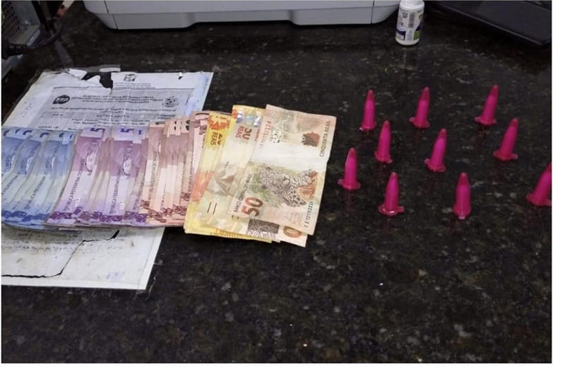 Suspeito é preso por tráfico de drogas em Neópolis