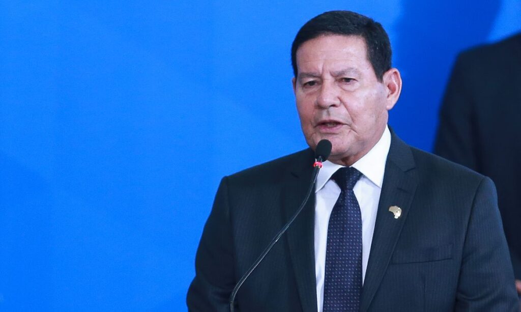 Teste do vice presidente para covid 19 dá negativo
