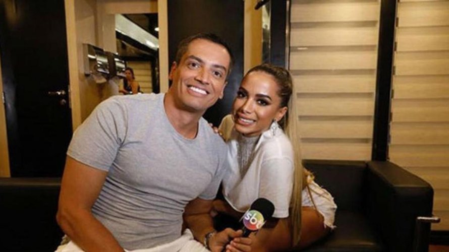 Vídeo irritado Léo Dias ataca Anitta e seus fãs após ser desmentido pela cantora mesmo tendo razão