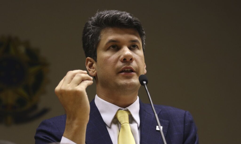 Acesso a crédito na ponta é papel do banco privado diz presidente do BNDES