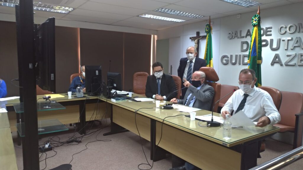 Alese aprova por unanimidade lei que obriga instituições financeiras a realizar testes de covid 19 em funcionários