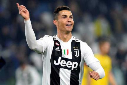 Cristiano Ronaldo é eleito pela BBC o melhor atacante dos últimos 20 anos