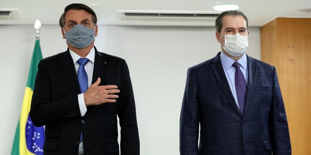 Em evento com presidente do STF Bolsonaro baixa o tom e fala em cooperação entre os três poderes 1