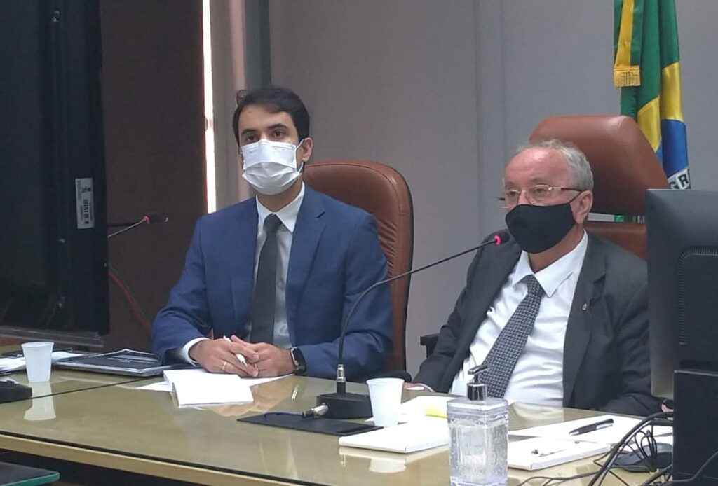 Estamos atendendo as micro e pequenas empresas afirma diretor do Banese na Alese