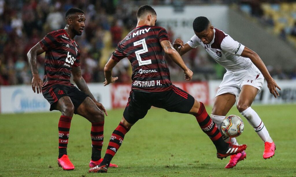 Flamengo espera aval de Federação para retomar Campeonato Carioca