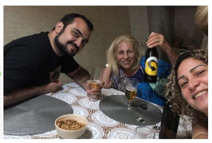 Foragida há cinco dias mulher de Queiroz entra com pedido de habeas corpus no Rio