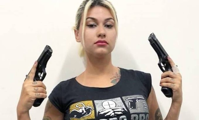Maia e integrantes do DEM querem expulsão de Sara Winter do partido diz jornal