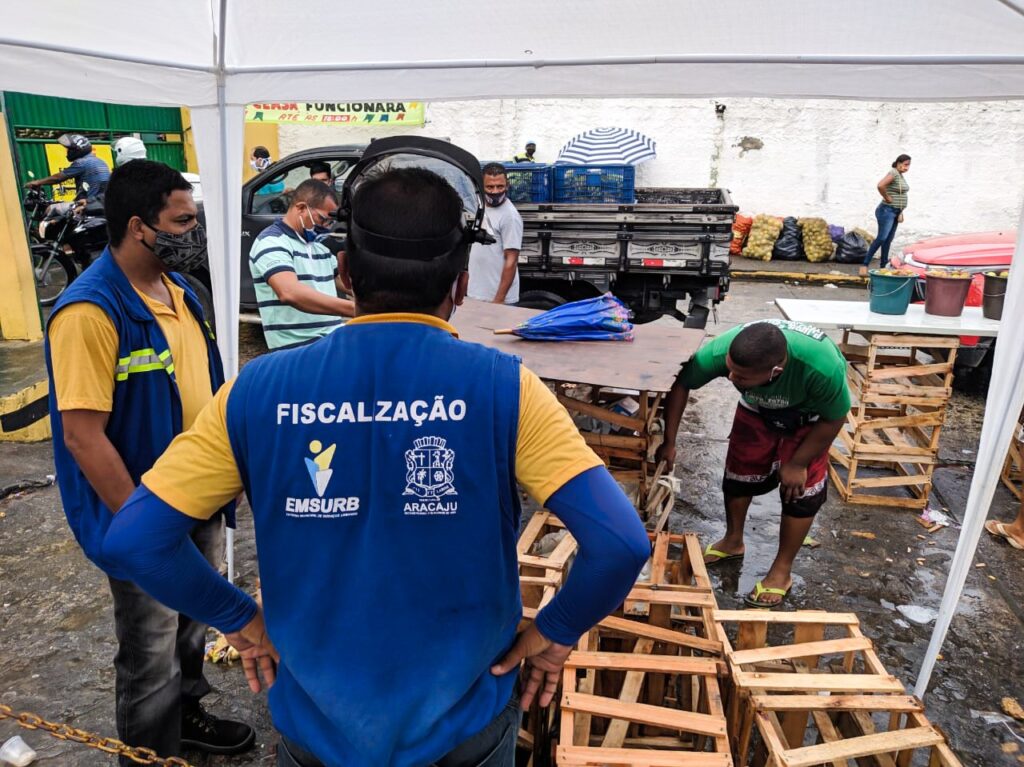 Mesmo com proibição comerciantes continuam vendendo fogos de artifícios em Aracaju