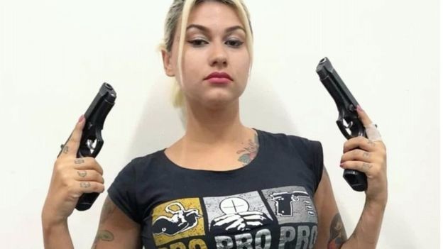 Ministra Cármen Lúcia rejeita habeas corpus e Sara Winter segue presa