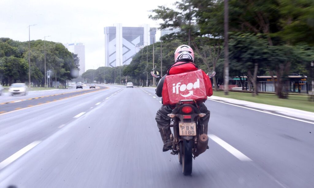 Motoboys organizam boicote a aplicativos de entrega em 1º de julho