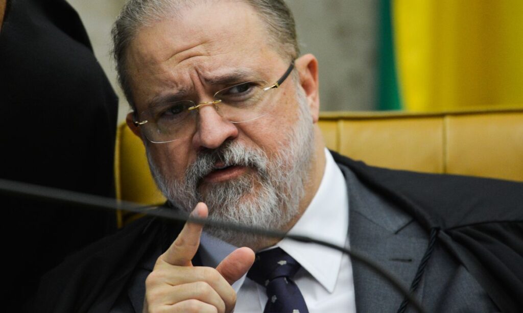 PGR avaliará se abre investigação contra Anonymous nesta terça 02