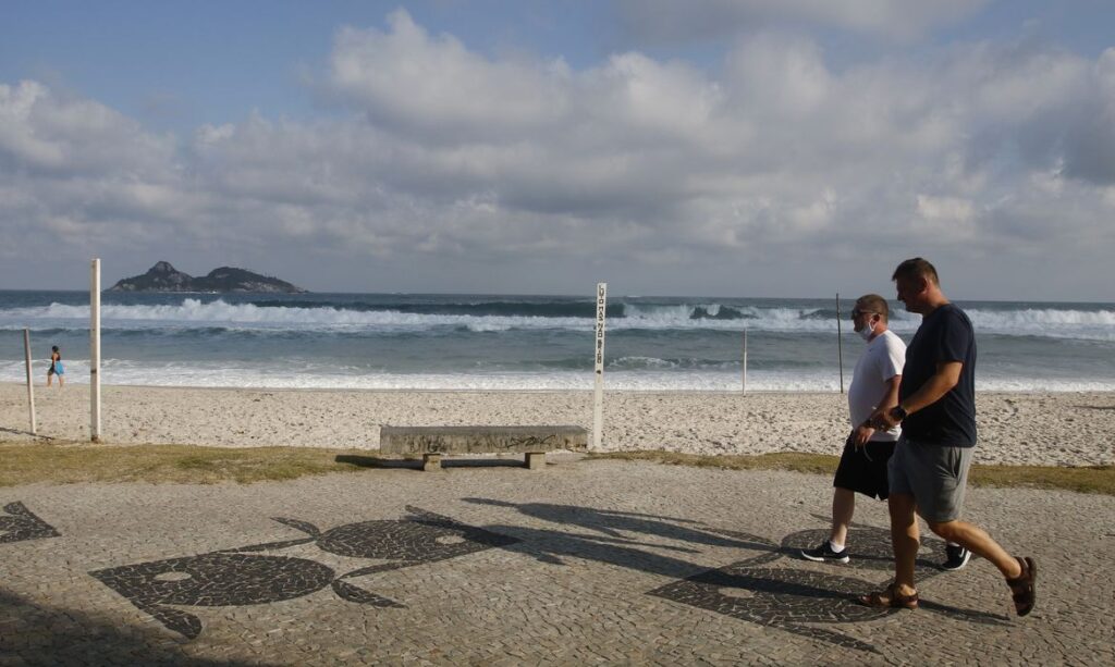 Perdas no setor de turismo chegam a quase R 90 bilhões diz CNC