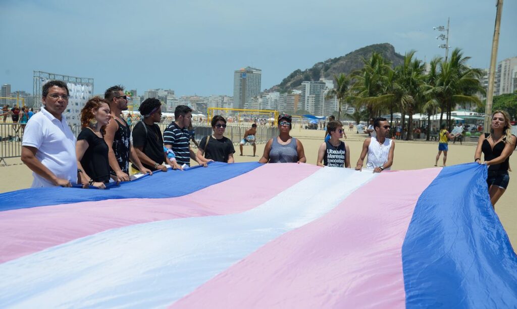 Pesquisa mostra aumento da violência contra pessoas trans no Brasil