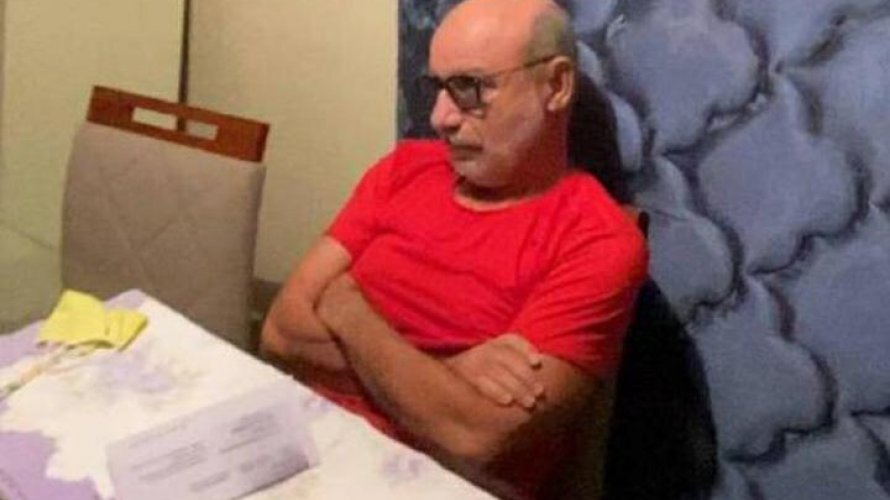 Polícia faz busca na casa de parente de Fabrício Queiroz