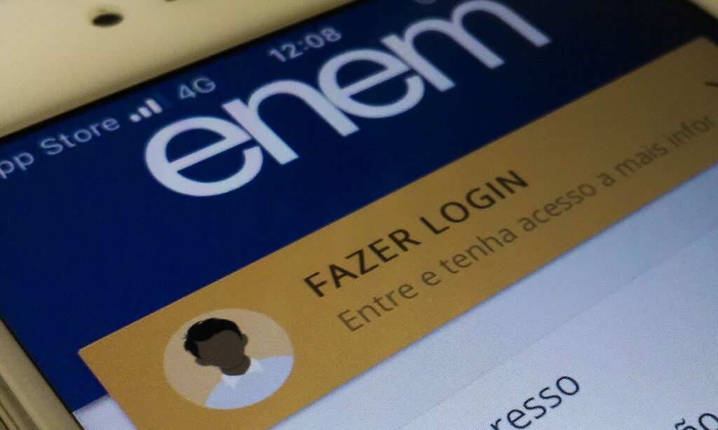 Por falta de dinheiro Enem 2021 e concessão de bolsas podem ser suspensos