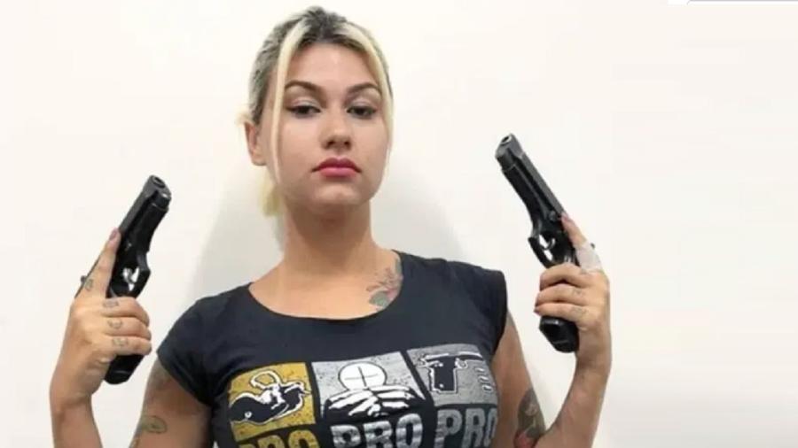 Sara Winter é solta pelo STF com uso de tornozeleira eletrônica 1 Sara Winter é solta pelo STF com uso de tornozeleira eletrônica
