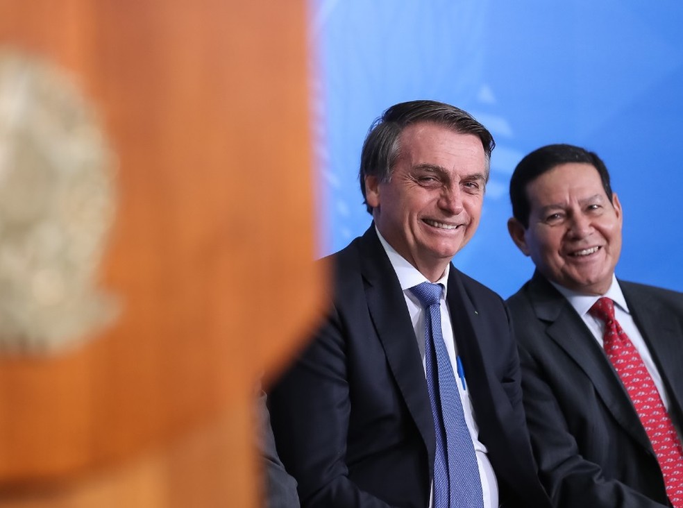 TSE retomará julgamento de ações que apontam abuso eleitoral da chapa Bolsonaro Mourão