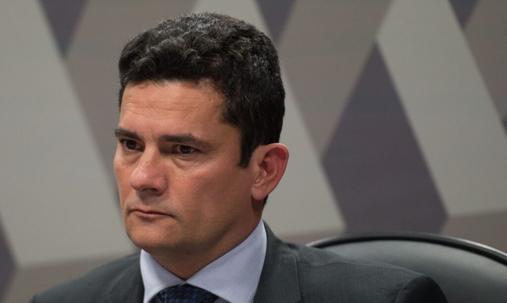 Tribunal intima Moro para explicar supostos contratos remunerados após saída do governo