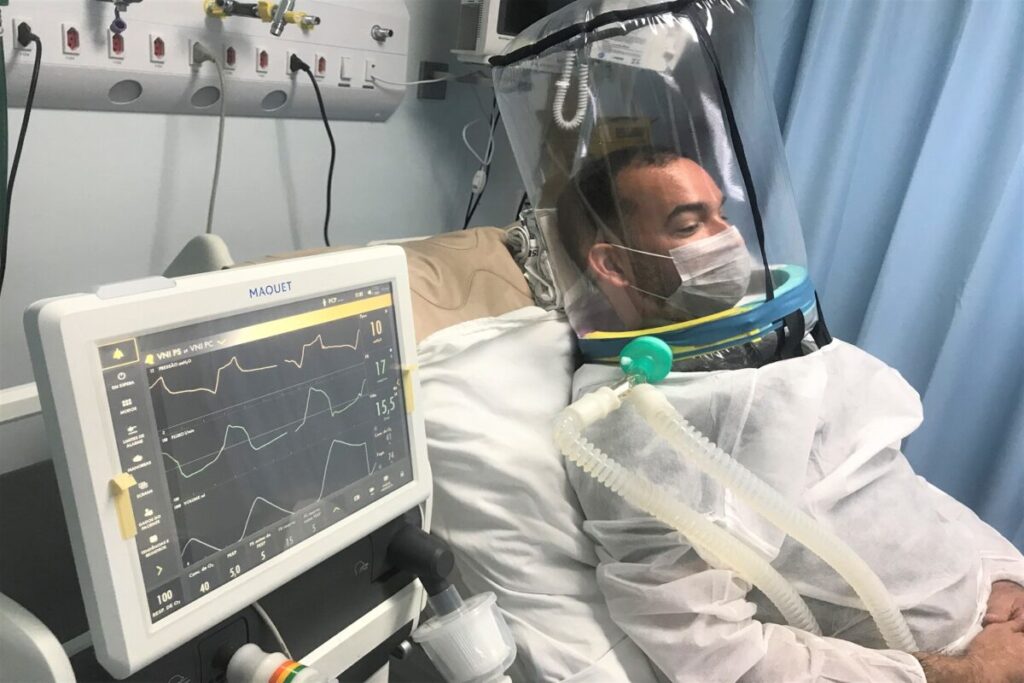 UFS desenvolve capacete de ventilação para pacientes com covid 19