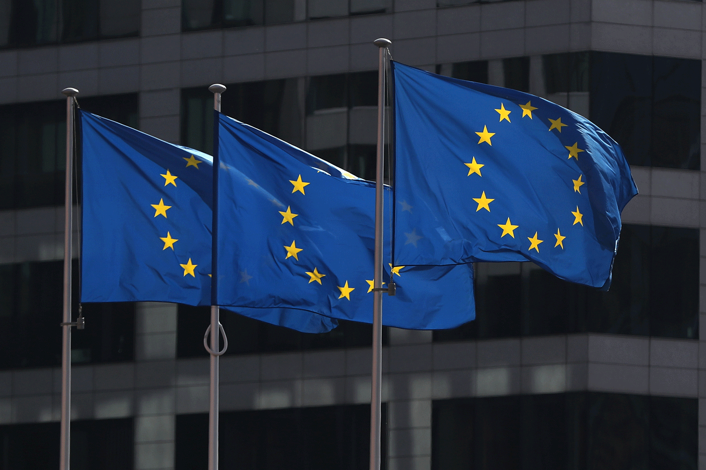União Europeia decide proibir entrada de viajantes do Brasil a partir de julho