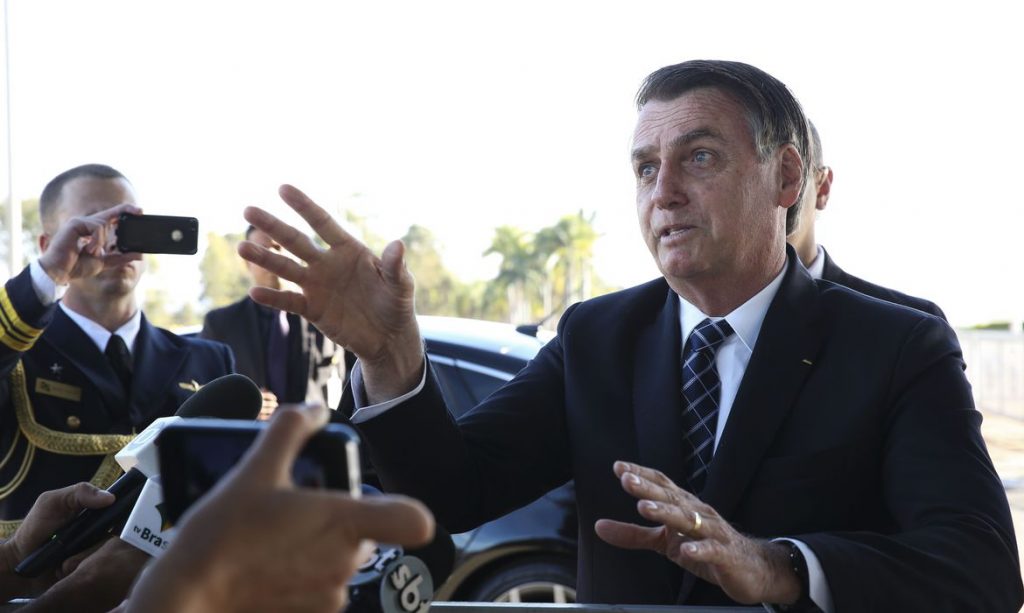 Ataques contra mulheres jornalistas faz Bolsonaro ser denunciado na ONU