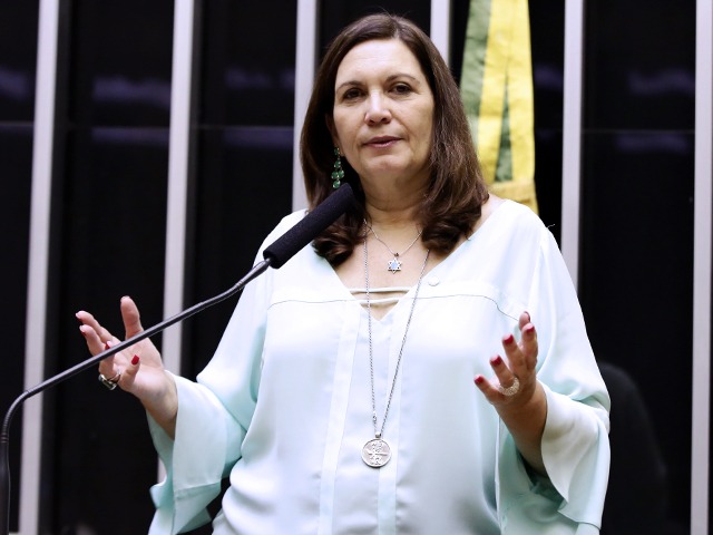 Blogueiro investigado pelo STF “terá que apresentar provas” sobre acusação de espionagem diz Bia Kicis