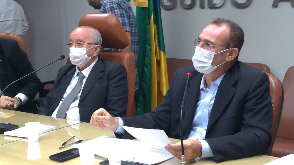 Com divergências deputados sergipanos aprovam moção de aplauso para Bolsonaro