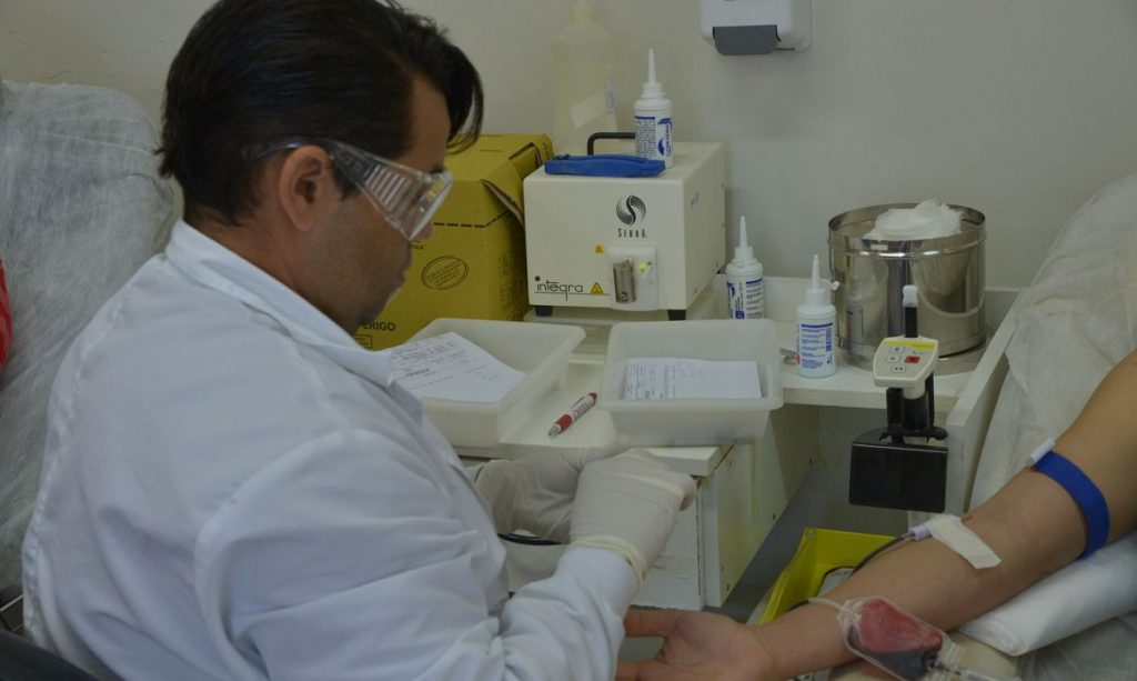 Conheça os tipos de testes para diagnóstico da covid 19 e onde são feitos em Sergipe