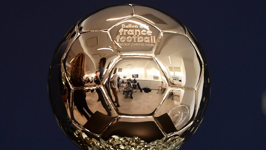 Covid 19 prêmio Bola de Ouro é cancelado pela primeira vez desde 1956