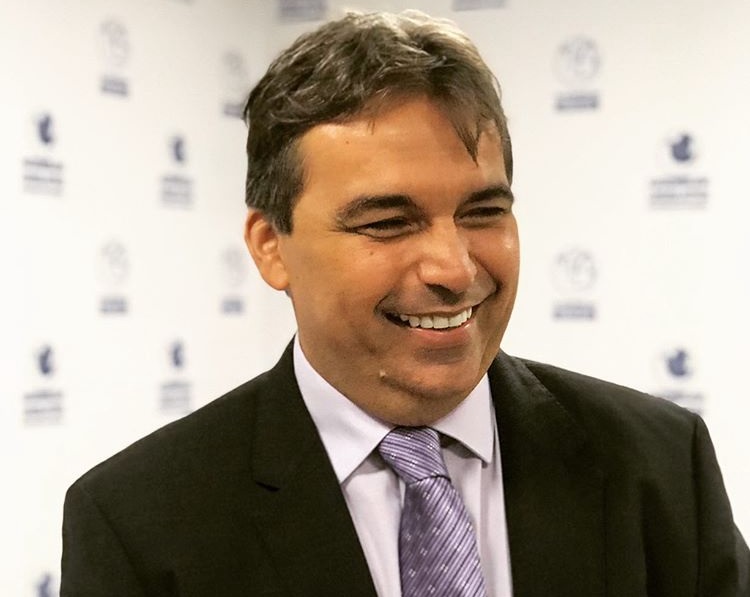 Deputado tem mal súbito e morre durante passeio de jet ski