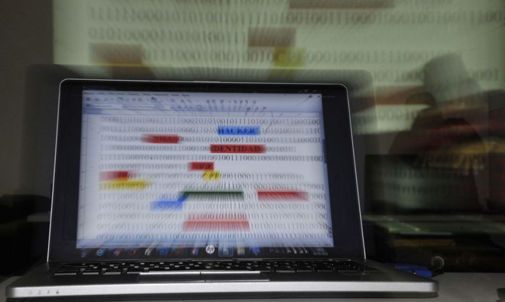 Desde maio sites bolsonaristas vêm apagando textos antigos diz jornalista