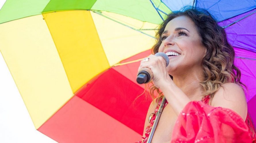 Em aniversário de Daniela Mercury ranking de músicas mais tocadas destaca seu lado compositora