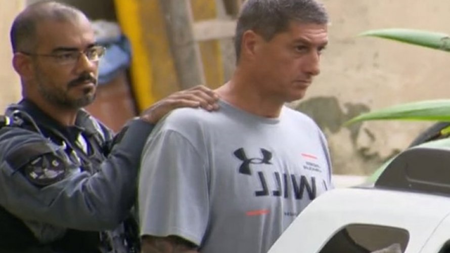 Em mensagens Ronnie Lessa e filha tratam sobre compra de armas
