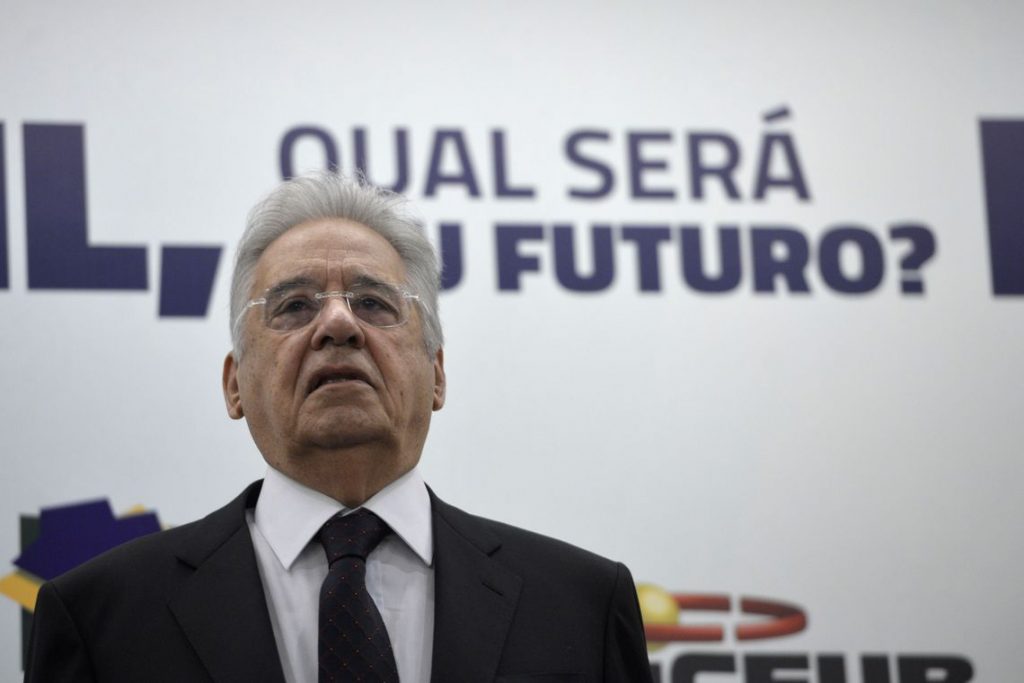 FHC pede que Bolsonaro fique quieto ou pense nas consequências do que diz