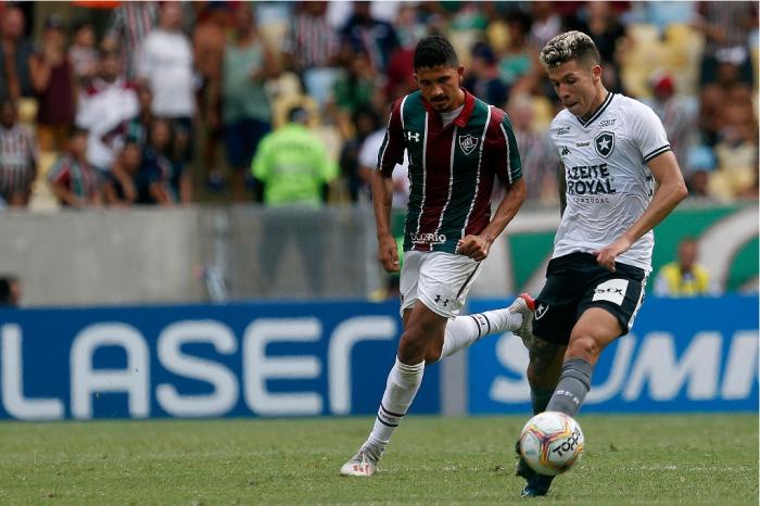 Globo confirma transmissão do jogo entre Fluminense e Botafogo mas vai recorrer de liminar
