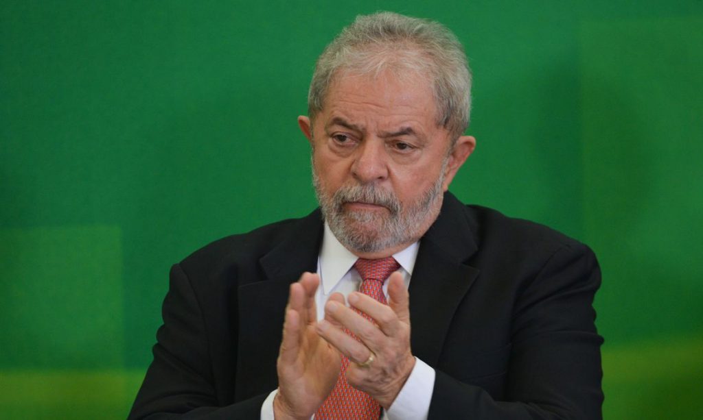Lula insinua que Bolsonaro inventou ter covid 19 para divulgar cloroquina