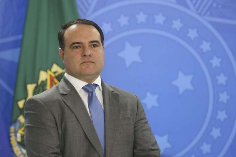 Ministro Jorge Oliveira ganha imóvel funcional apesar de morar em Brasília