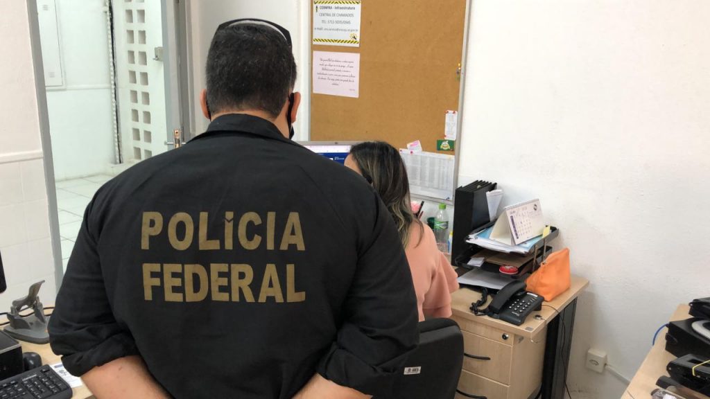 Operação Serôdio PF cumpre mandados em duas unidades da prefeitura de Aracaju