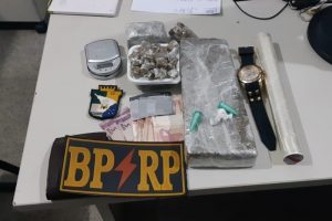 Passageiro de transporte por aplicativo é preso com drogas em Aracaju