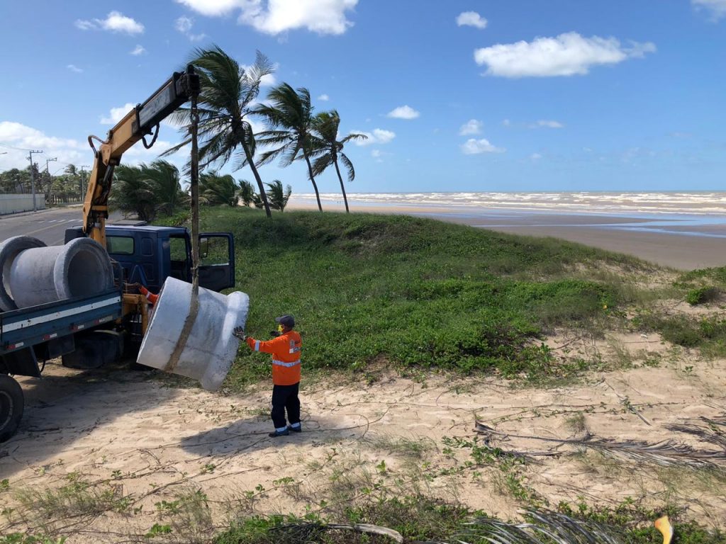 Prefeitura volta a interditar trechos da faixa de areia em praias do Mosqueiro