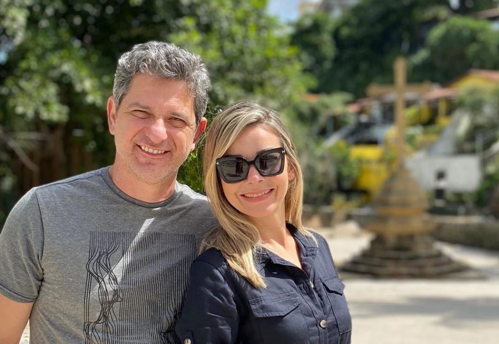 Rogério Carvalho denuncia golpe no WhatsApp que utiliza seu nome e da esposa 1